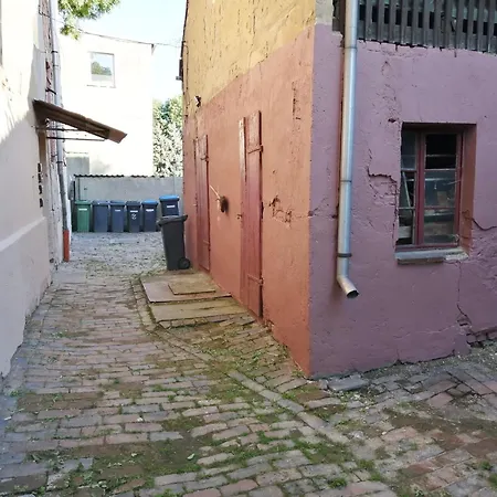 Modern For Employees And Families In Appartement *